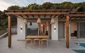 Villa Vrachos Luxury Living